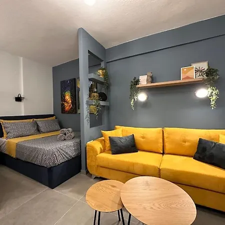 The Yellowblue Apartment, Downtown Thessaloniki Exterior photo