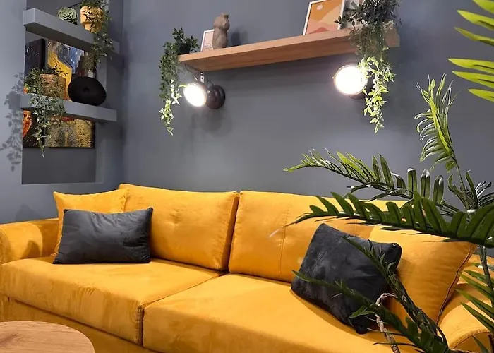 The Yellowblue Apartment, Downtown Thessaloniki